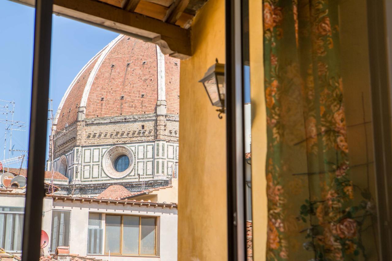 Typical Florentine Apartment Флоренція Екстер'єр фото