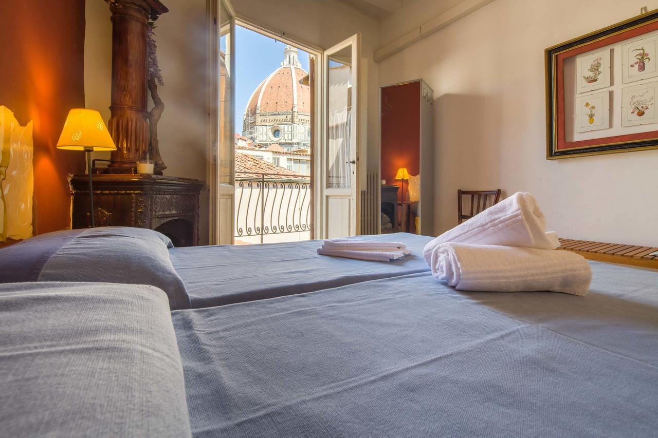 Typical Florentine Apartment Флоренція Екстер'єр фото