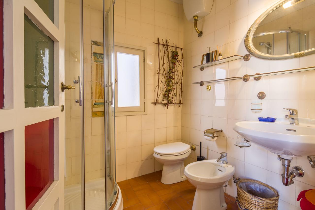 Typical Florentine Apartment Флоренція Екстер'єр фото