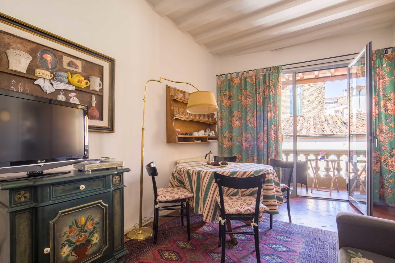 Typical Florentine Apartment Флоренція Екстер'єр фото