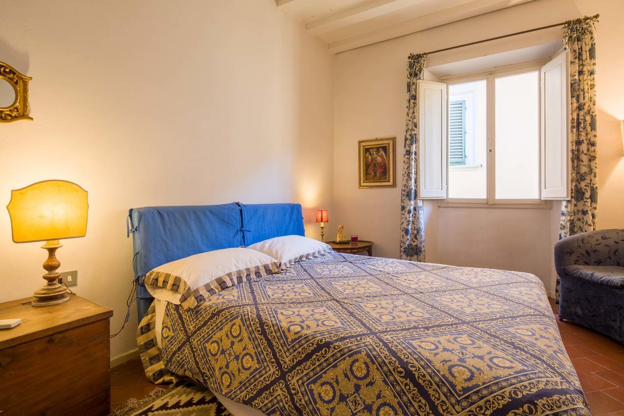 Typical Florentine Apartment Флоренція Екстер'єр фото