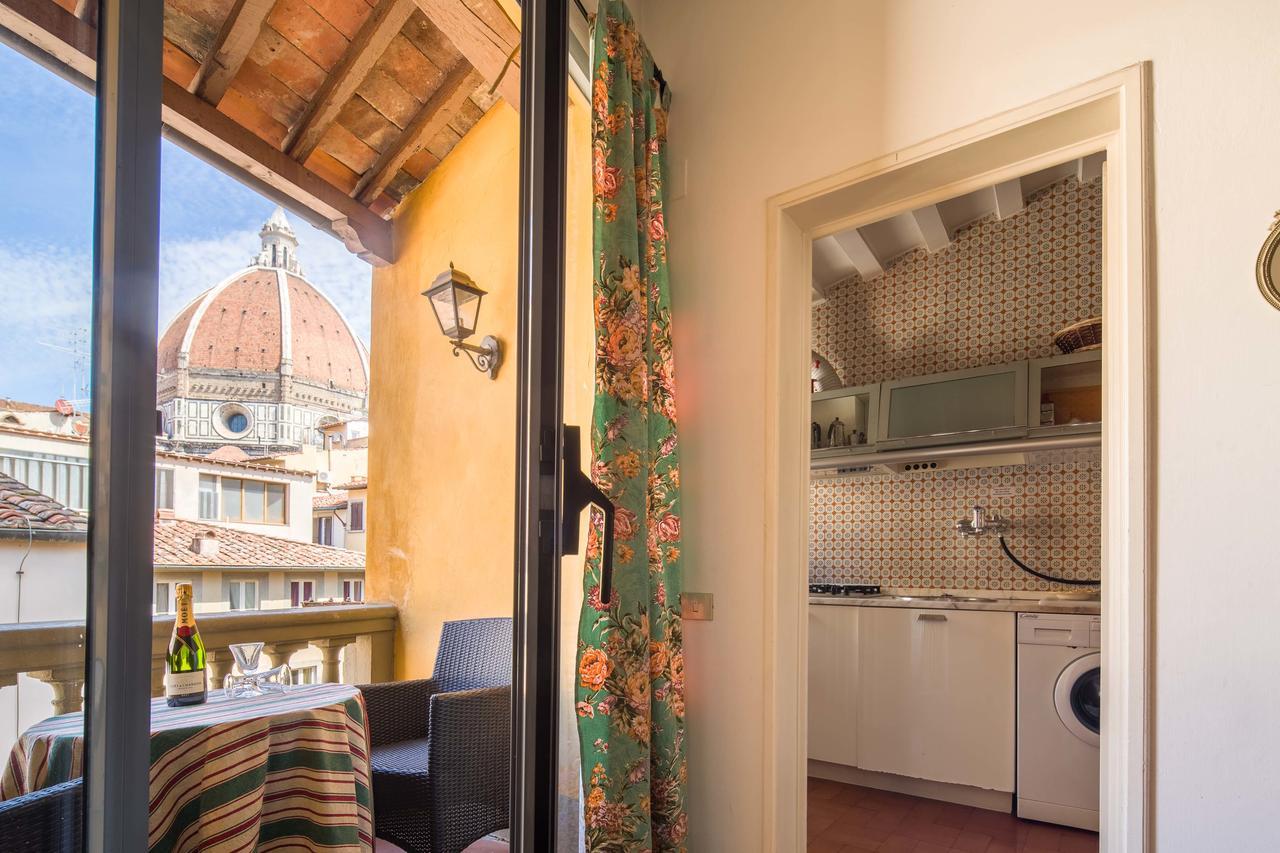 Typical Florentine Apartment Флоренція Екстер'єр фото